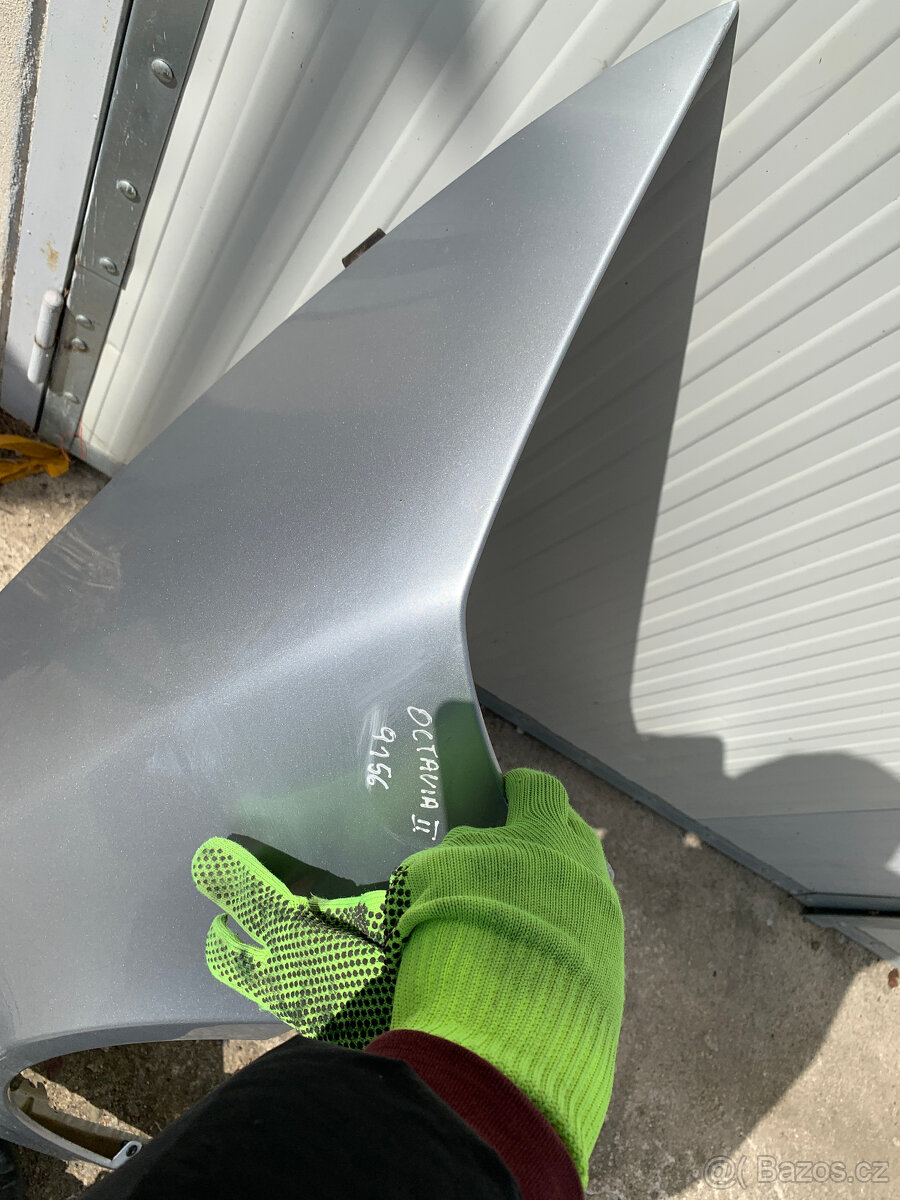 predni blatnik skoda octavia II 2 pravy stribrny - 18