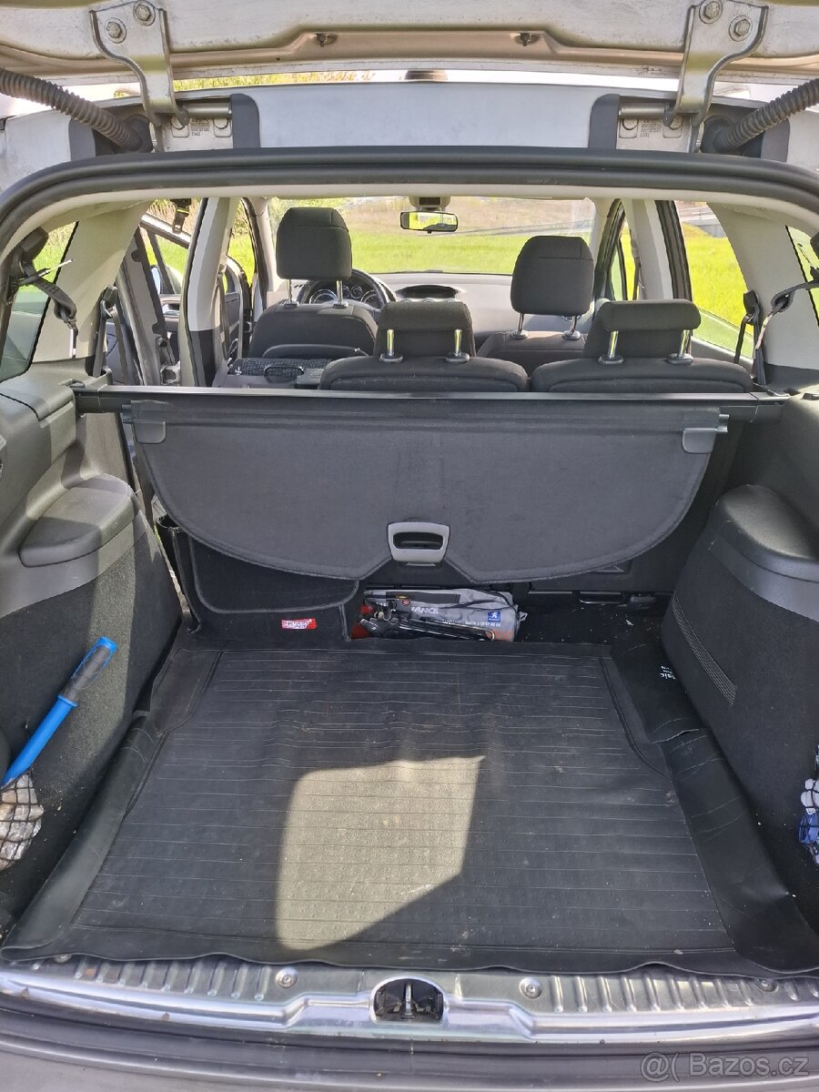 Peugeot 308 SW - 18