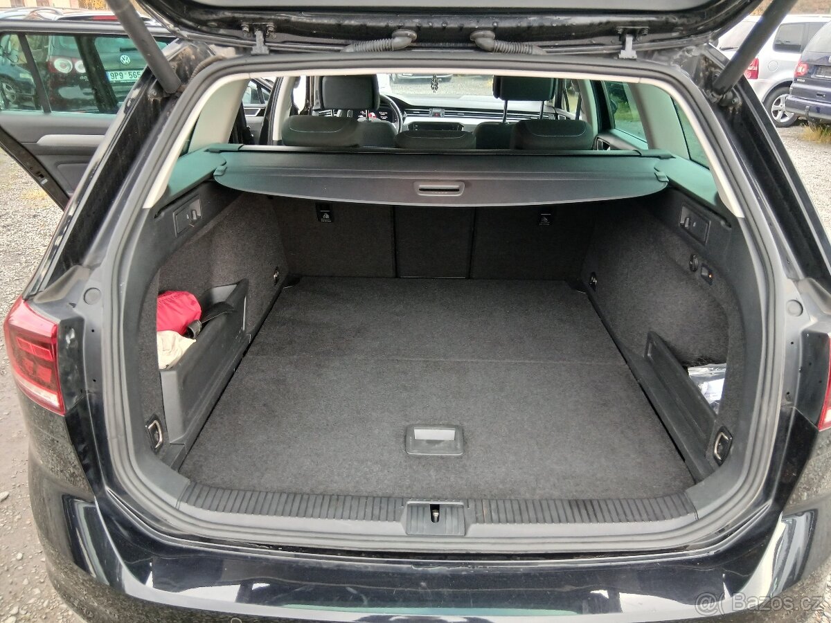 VW Passat, GTE Plug-in hybrid, r.v. 2021 - 18