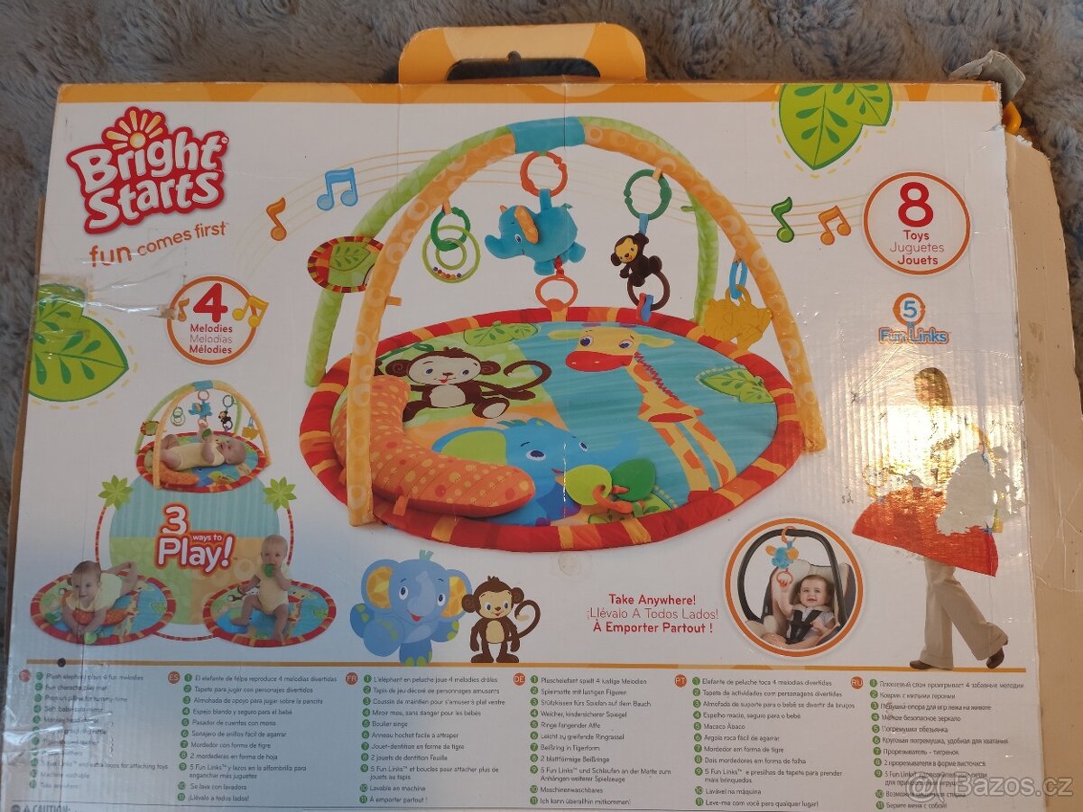 Hrazdička včetně hraček - 18