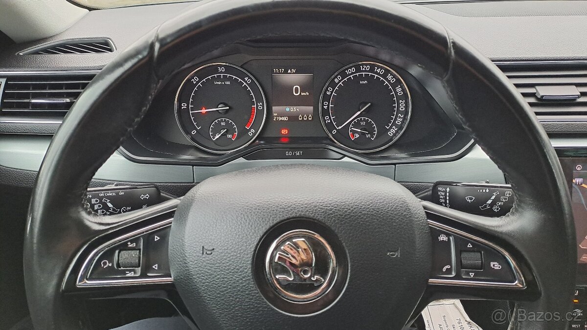 Škoda Superb 1.6 CR TDI Comfort+ NAVI - 18