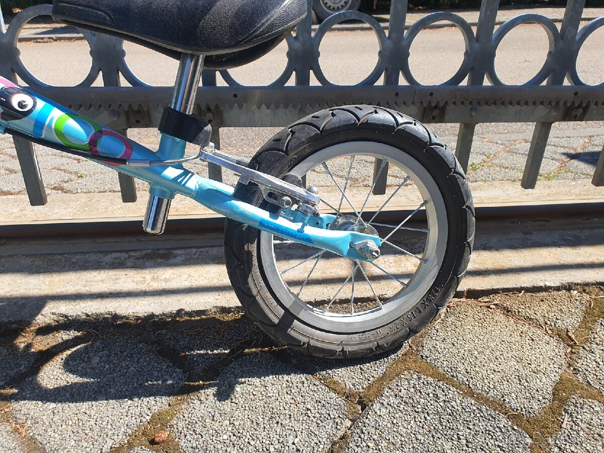Dětské kolo a Odrážedlo , brzda, zvonek - 18