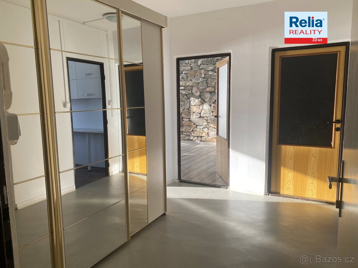 Pronájem hezkého, slunného bytu 3+1/L v Raspenavě, ul. Moske - 18