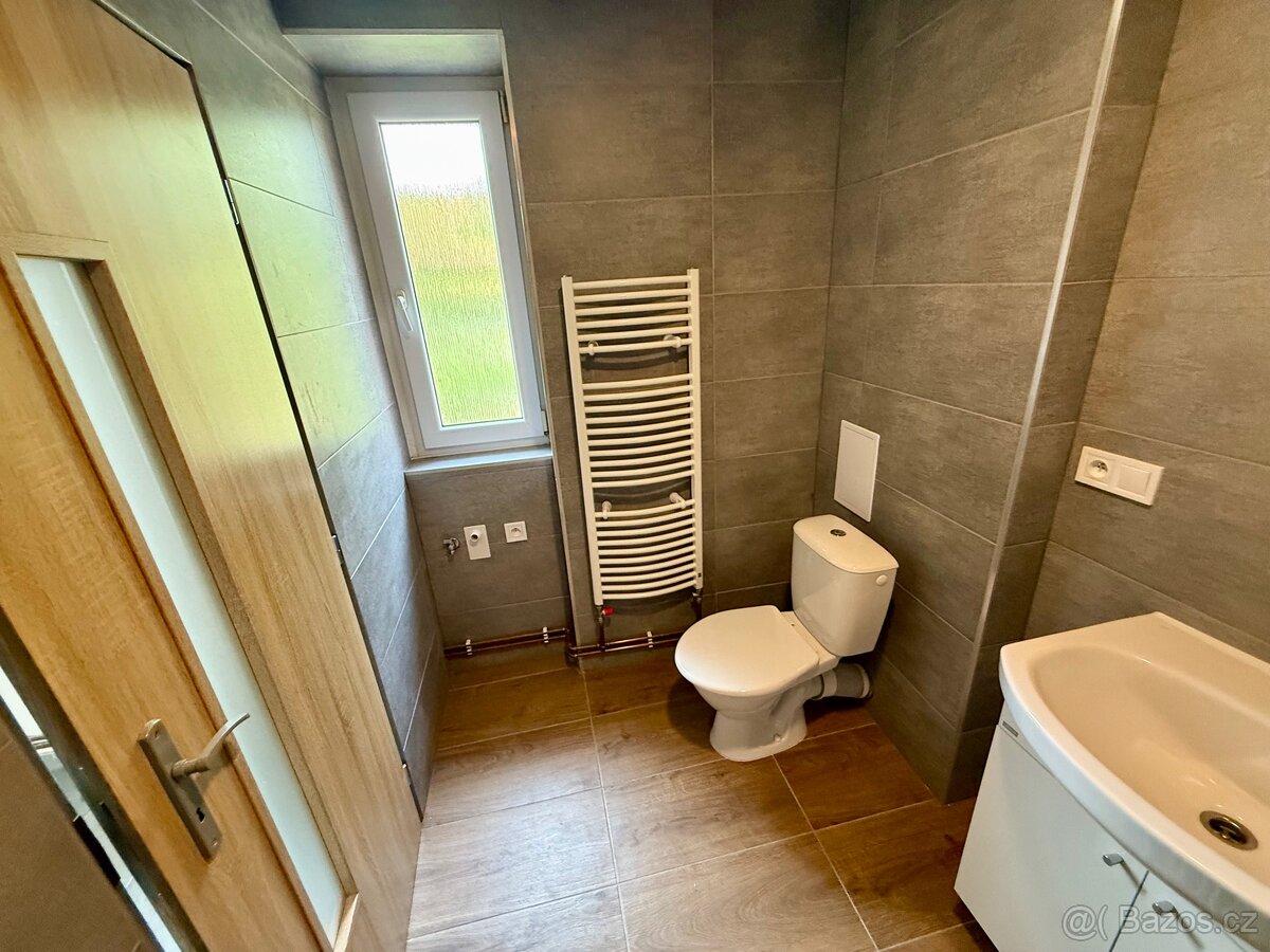 Činžovní dům po kompletní rekonstrukci - 18