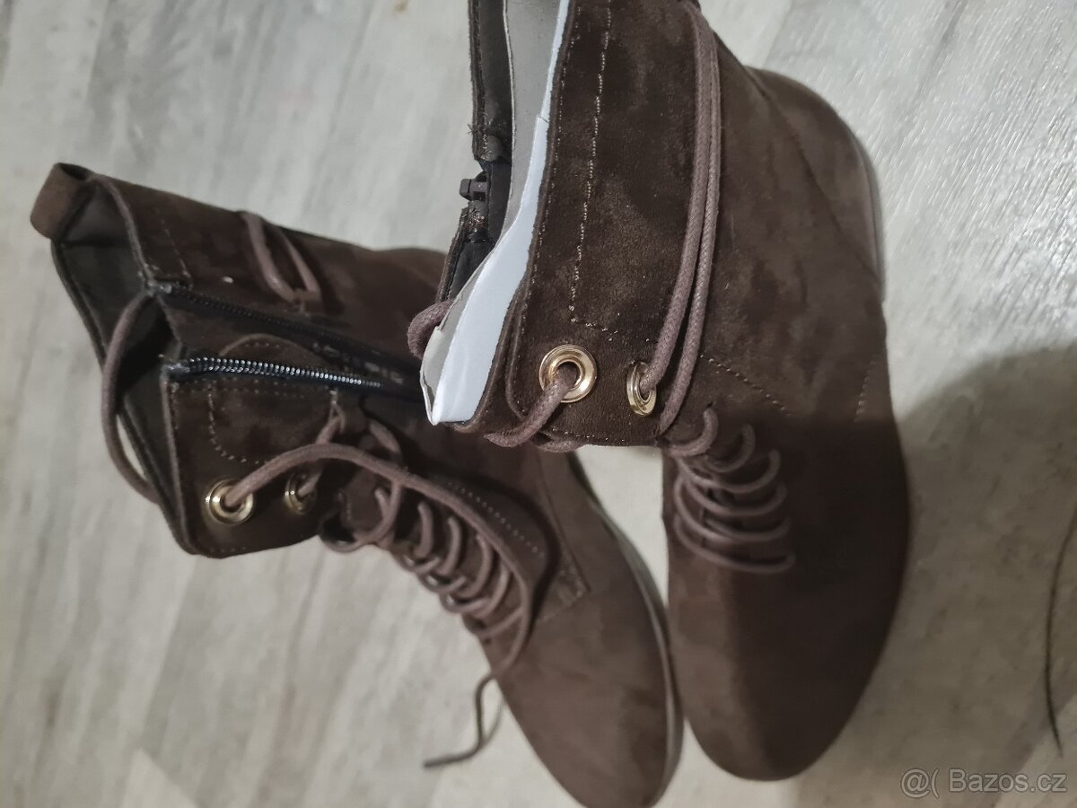 Dámské boty 37 - 18