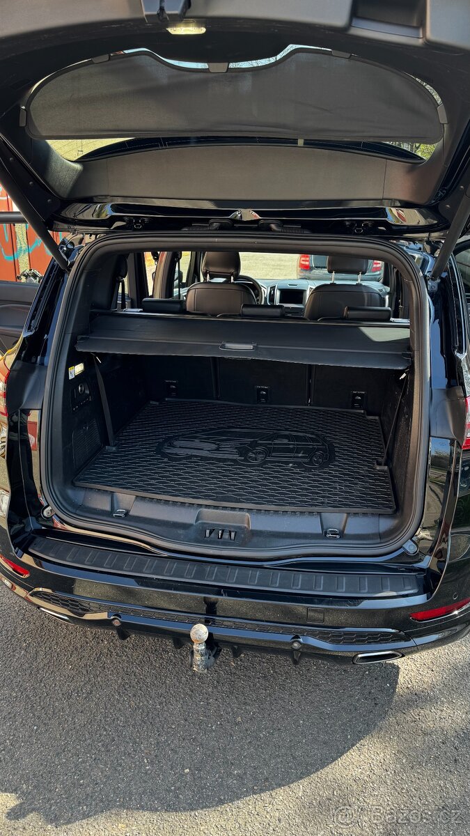 Ford Smax ST-line 2019 - 18