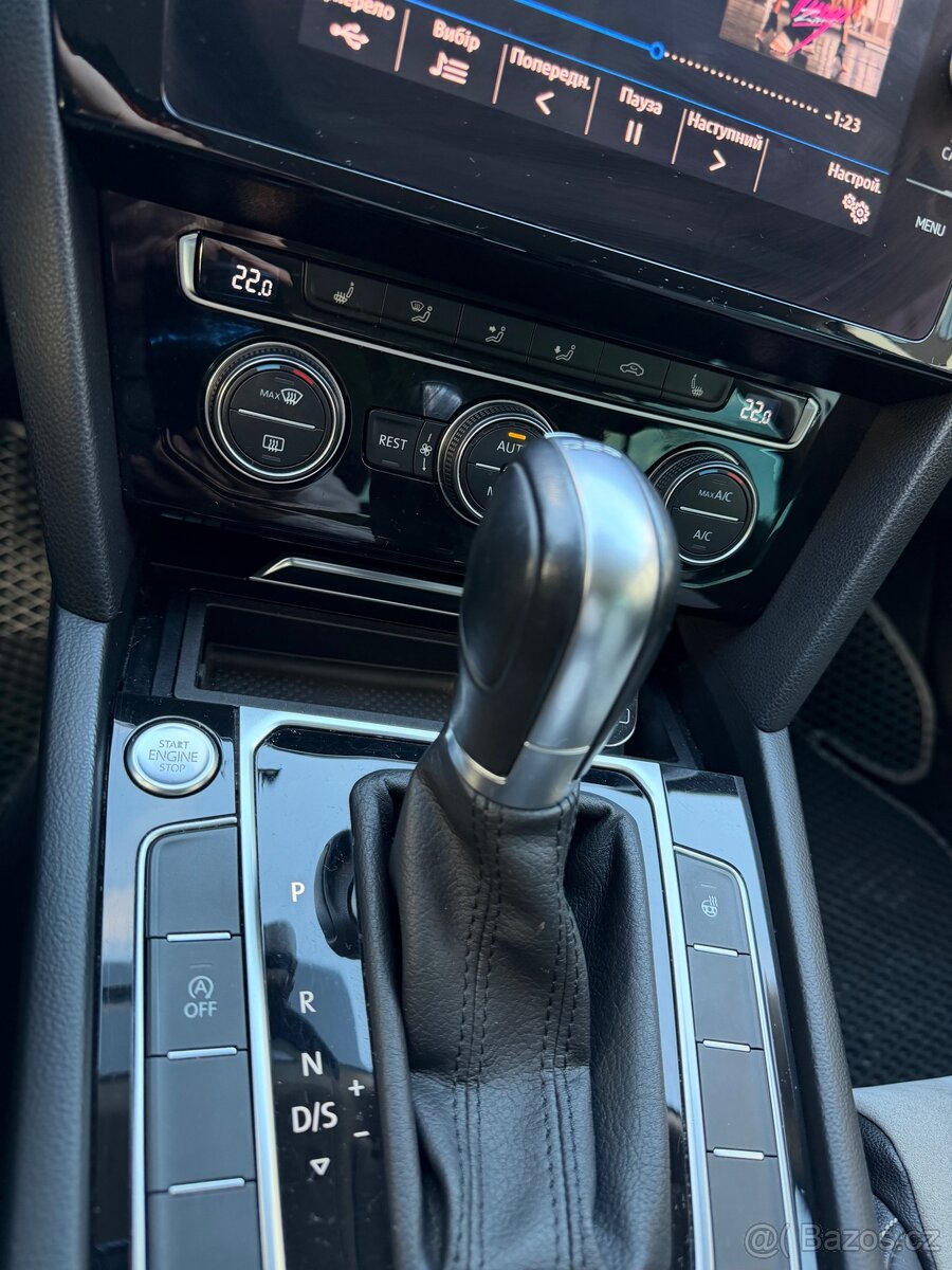 Volkswagen Passat B8 Top stav Bez investic Bohatá výbava - 18