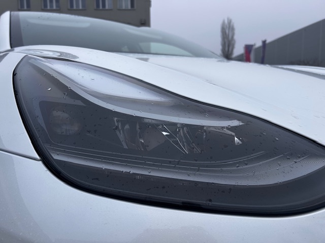 Tesla model 3 Long Range Refresh 4x4, 2021, tažné, DPH - 18