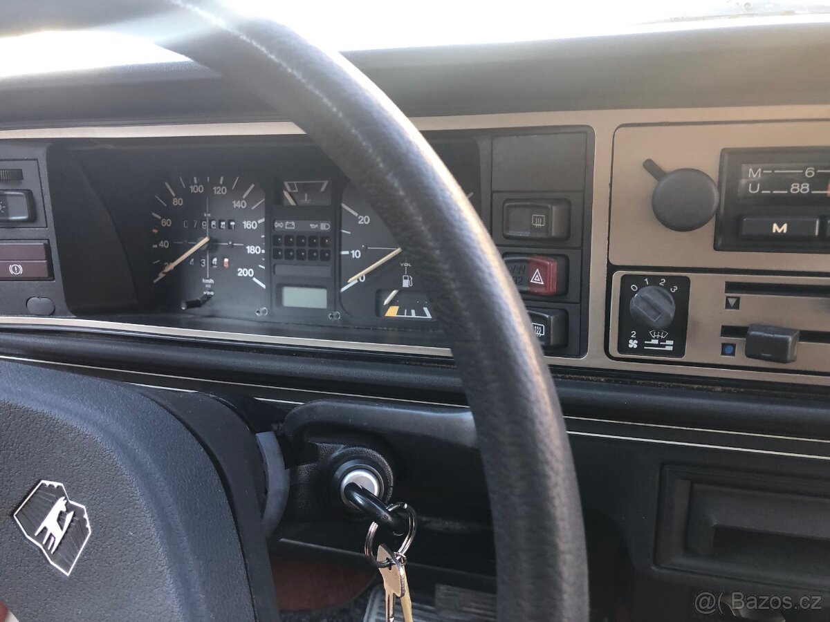 GOLG Mk 1 benzín 1,6 automat - 18