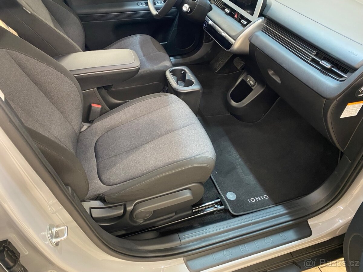 Hyundai IONIQ 5, 72,6kWh, 4x4, servisní knížka, odpočet DPH - 18
