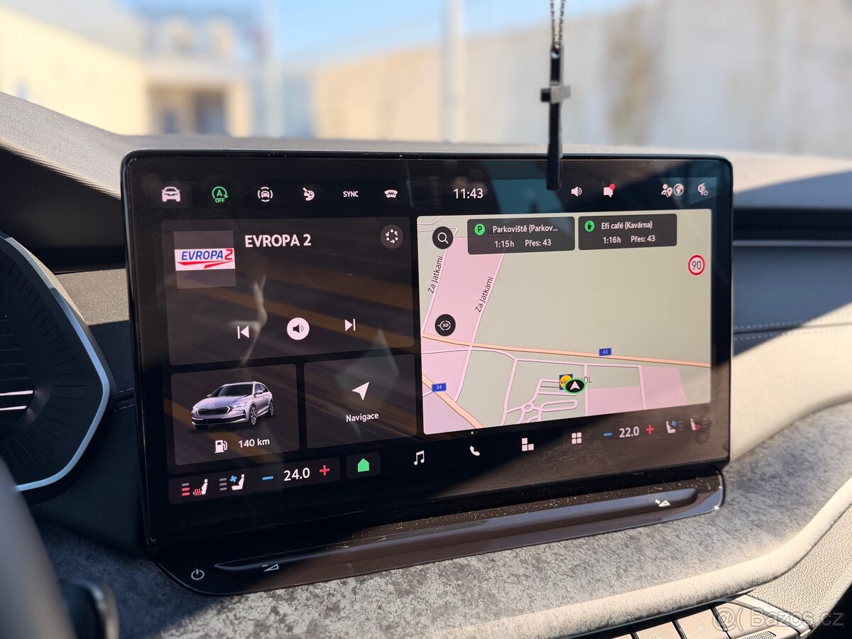 Škoda Octavia Combi Exclusive Selection - 18