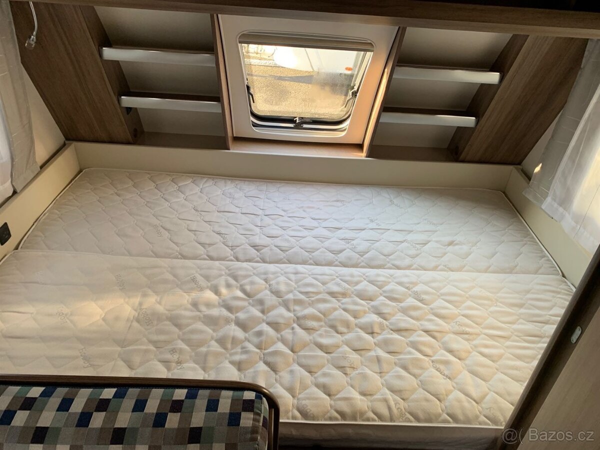 Prodam kavan Hobby 490 KMF De Luxe - 18