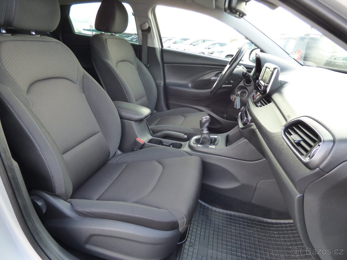 Hyundai i30 1,6 CRDi,100kW - 18