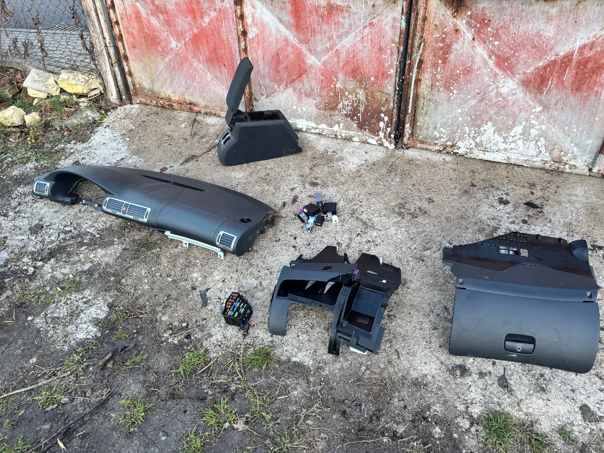 Škoda Superb 1 2.0tdi 103kw díly z vozu ihned - 18