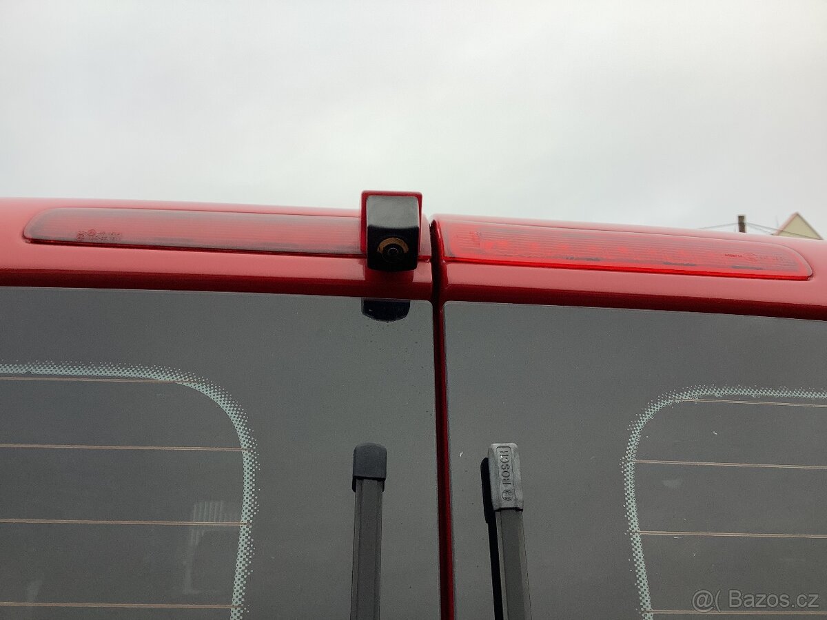 VW T6 Transporter, 8 míst,tažné - 18