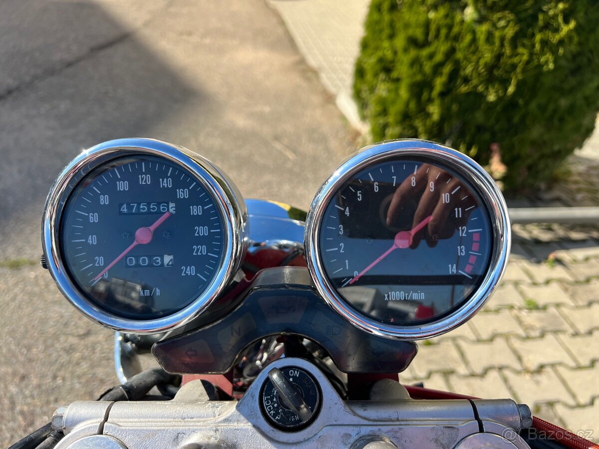 Suzuki GN 600 Bandit - 18