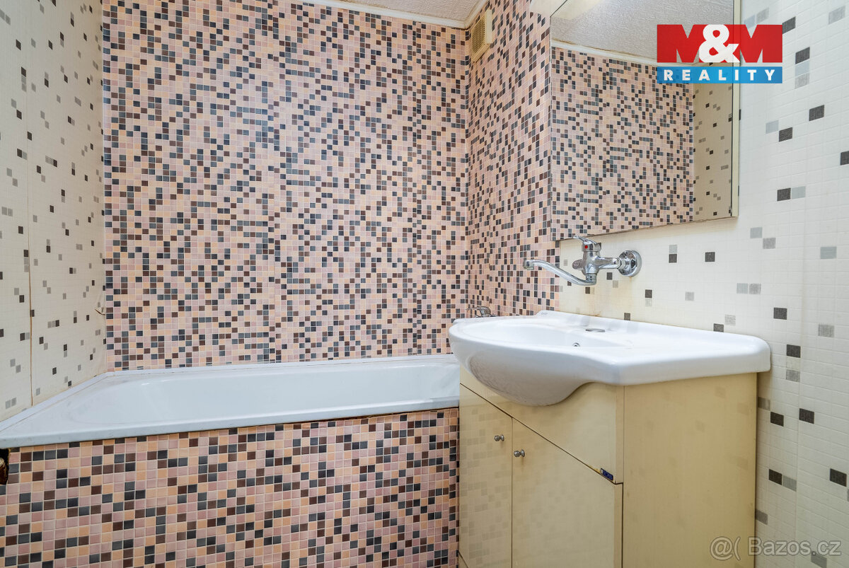 Prodej bytu 3+1, 84 m², Praha 4 - Modřany, ul. Mazancova - 18