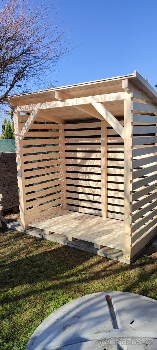 Dřevník nový na cca 4m3 naštípaného dřeva - 18