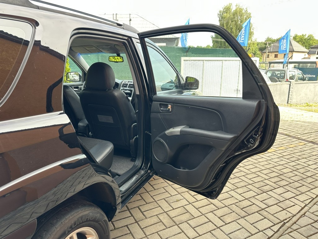 Kia Sportage 2.0i 104kW 4WD - 18