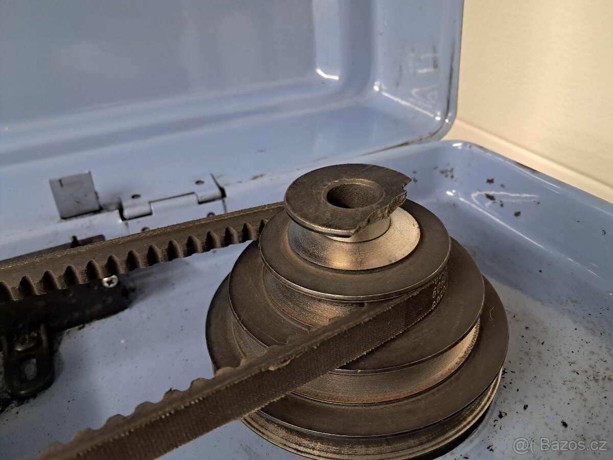 Stojanová vrtačka - 18