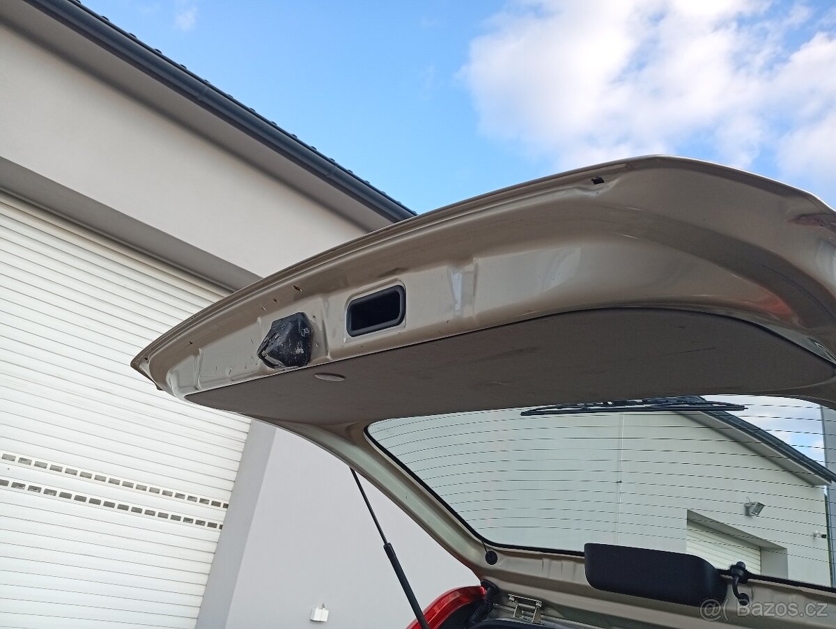 Nissan X-TRAIL 2,5 benzin - 18