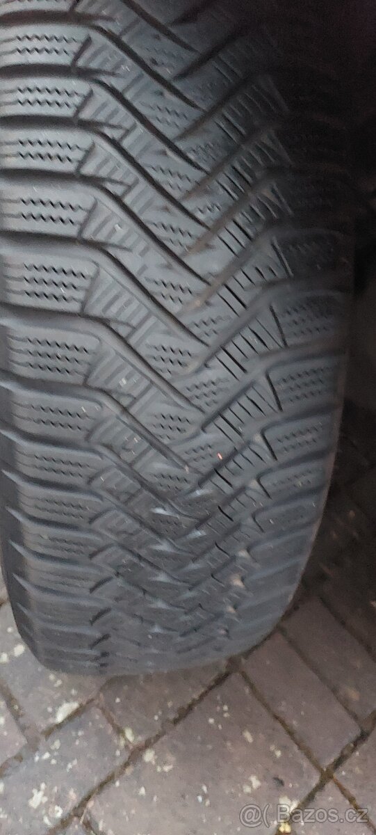 Ford Focus 1,6i 74kw - 18