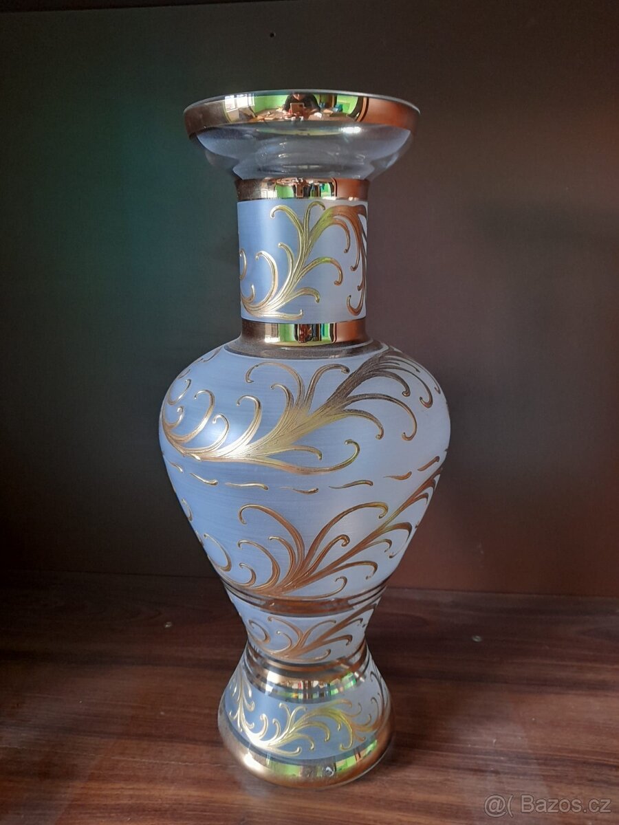 Stare sklo a porcelán - 18