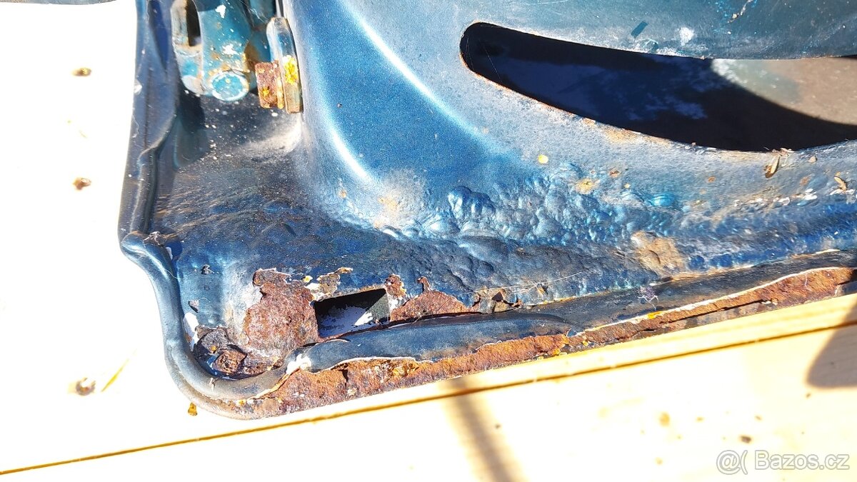 Ford Ranger: Dveře PZ zelené 1tis - 18