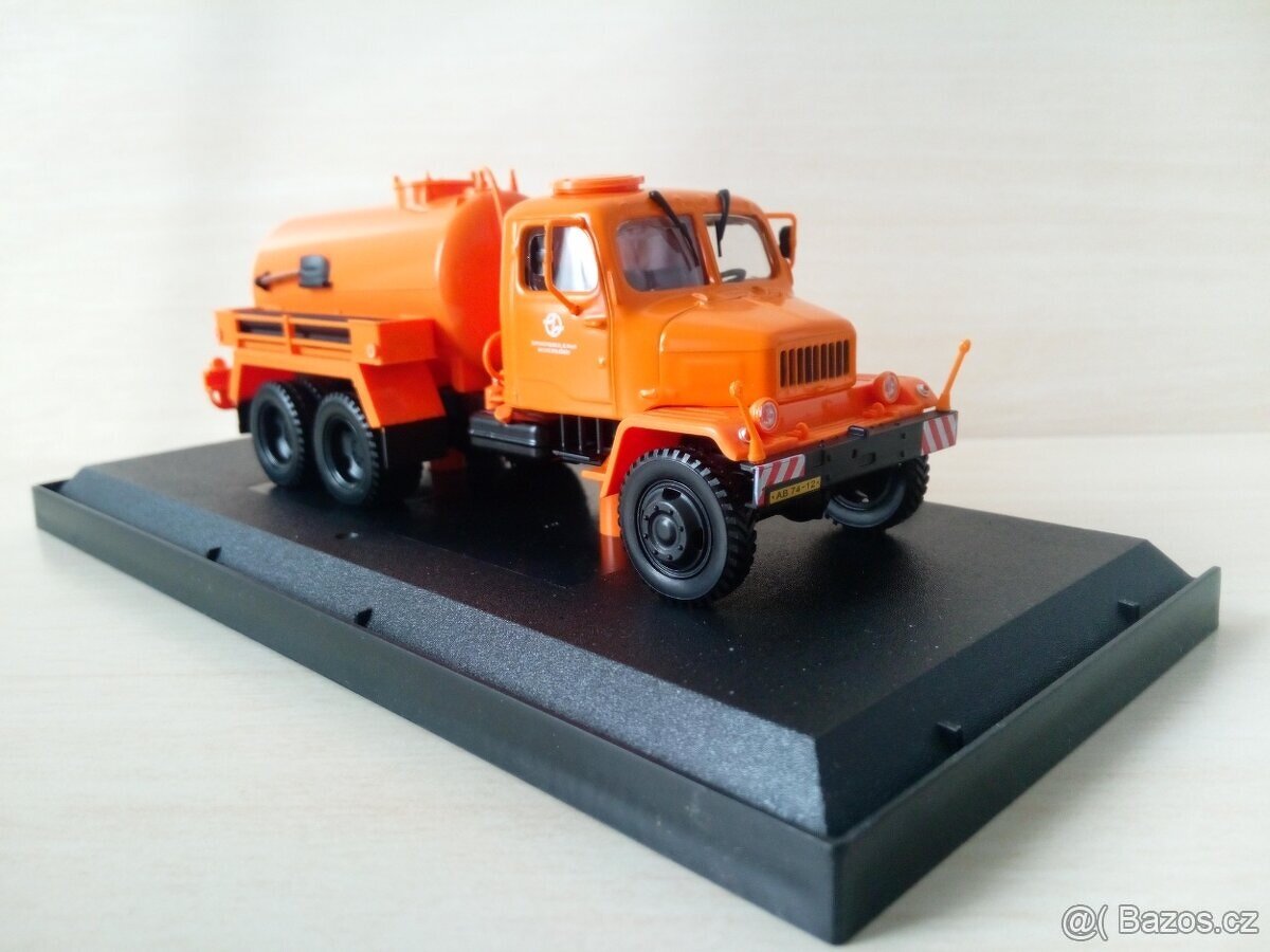 Nákladní Tatra, Liaz, Praga - 18