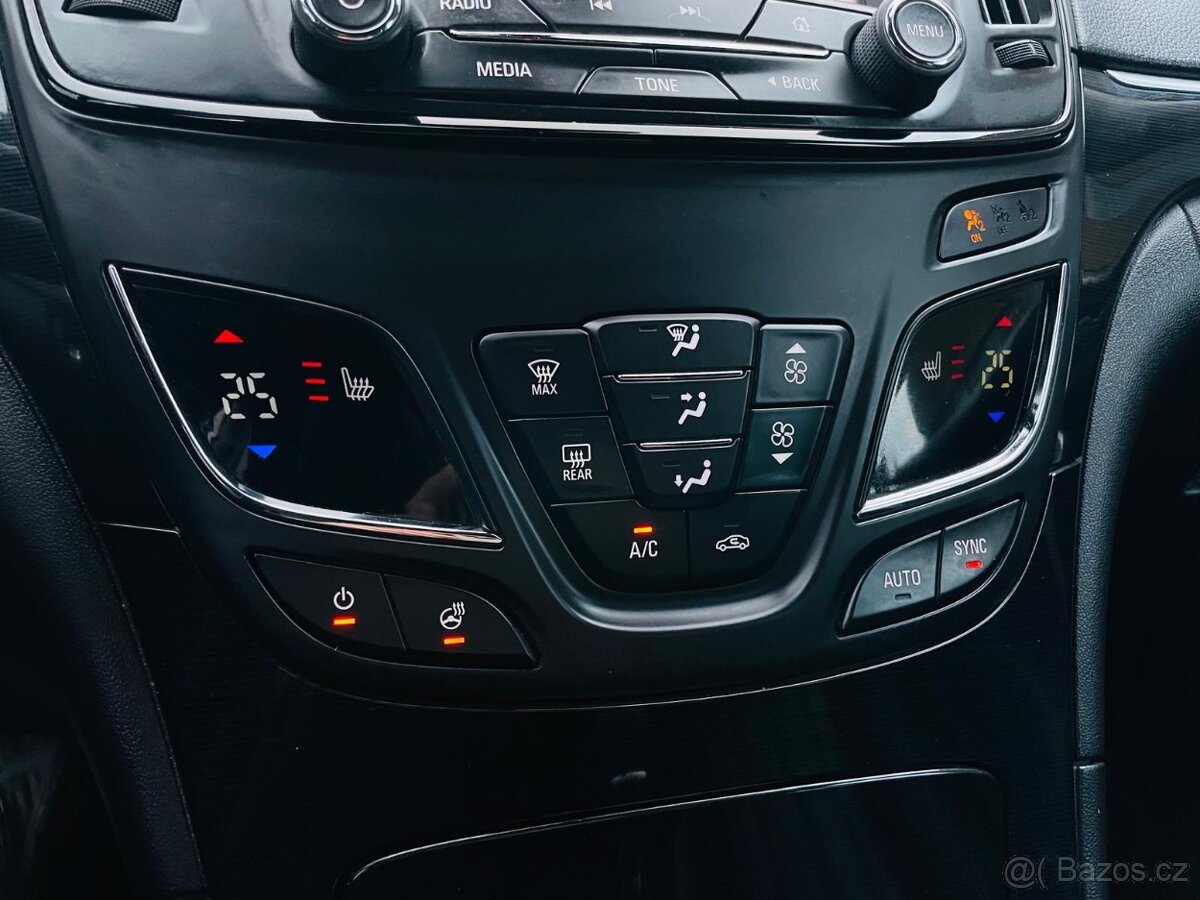 Opel Insignia 2.0CDTi AUTOMAT VÝHŘEV LED SERVISKA TAŽNÉ - 18