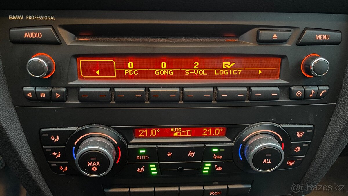 BMW E91 320D HARMAN/KARDON XENONY 1.MAJITEL - 18