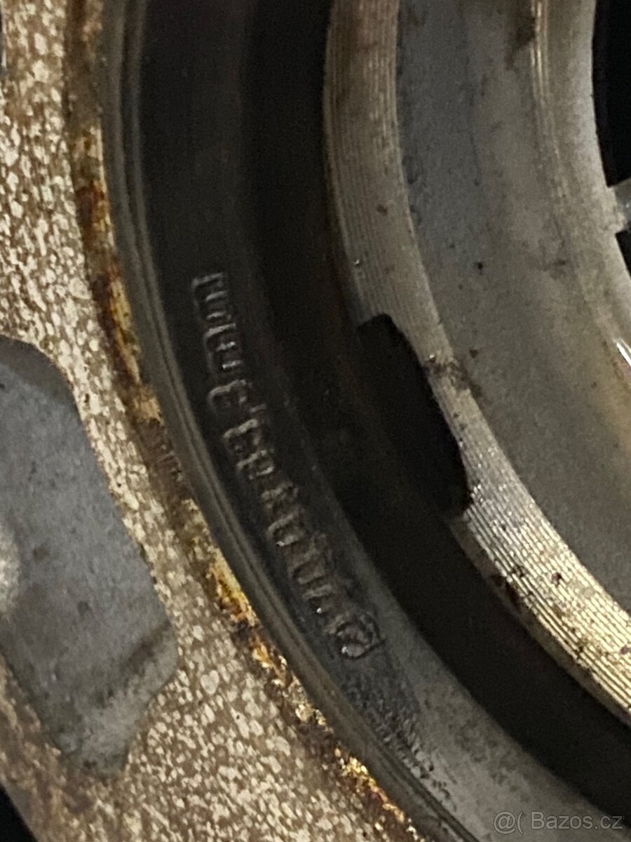 5x108 R17 7J ET49 + 235/55 R17 Toyo zimné - 18