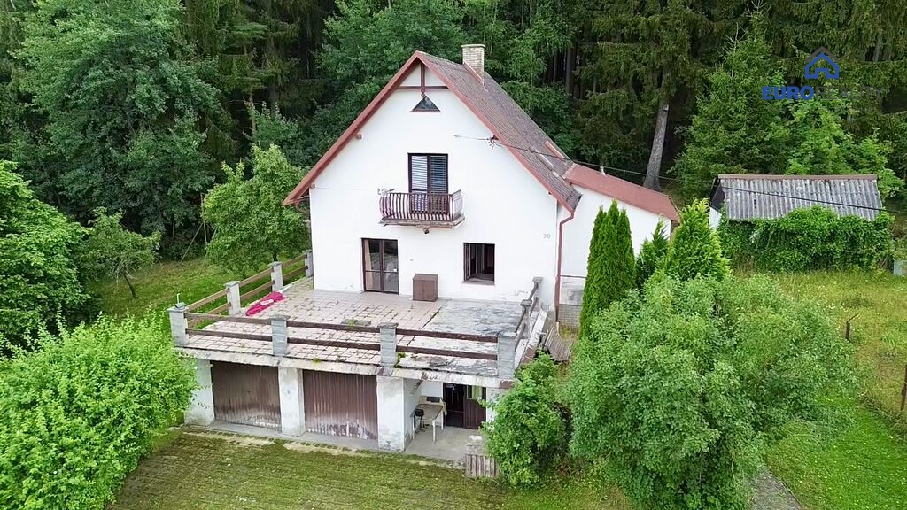 Prodej, rodinný dům, 195 m2, Valy, ul. Borová - 18