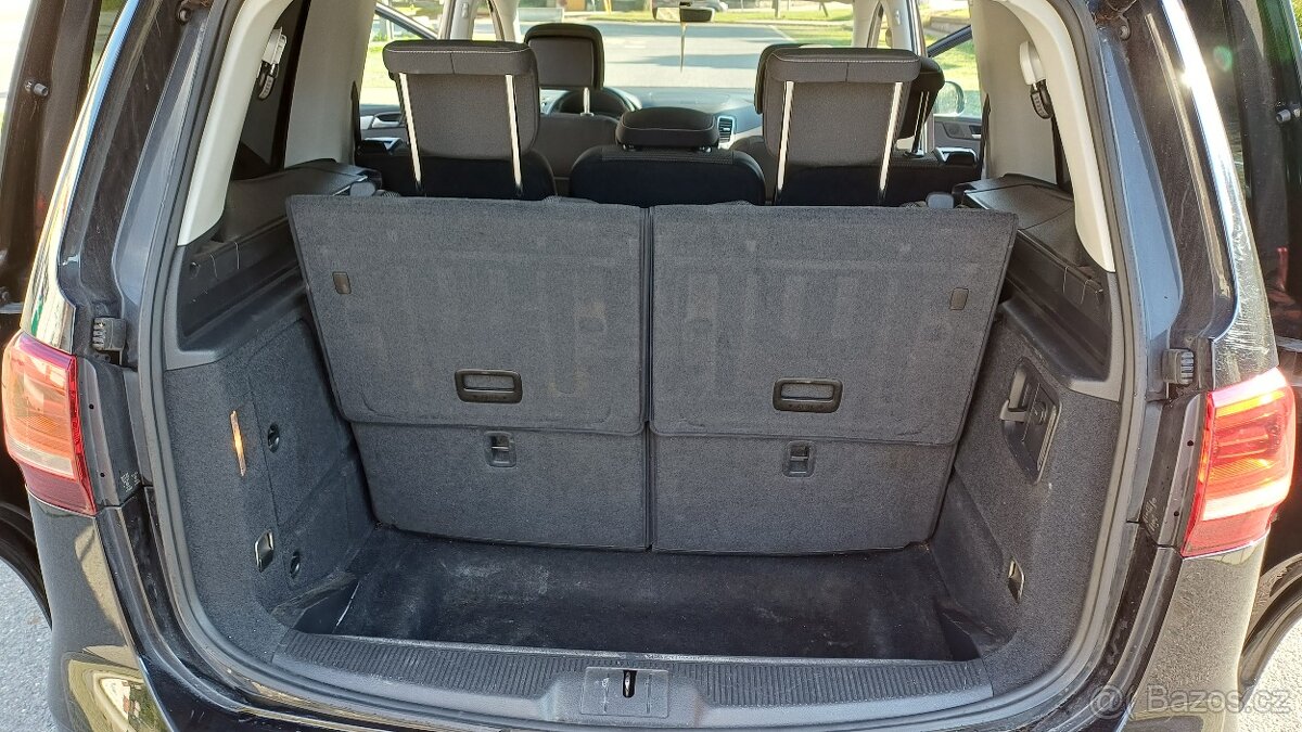 VW SHARAN 2.0 TDi, 110 kW, 7 míst, rok 2016 - 18