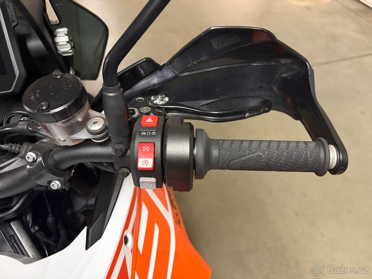 KTM 1290 Super Adventure - 18