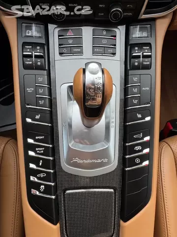 Porsche Panamera 4S 4.8 v8 294kW,2012,ČR,DPH,Chrono,Serviska - 18