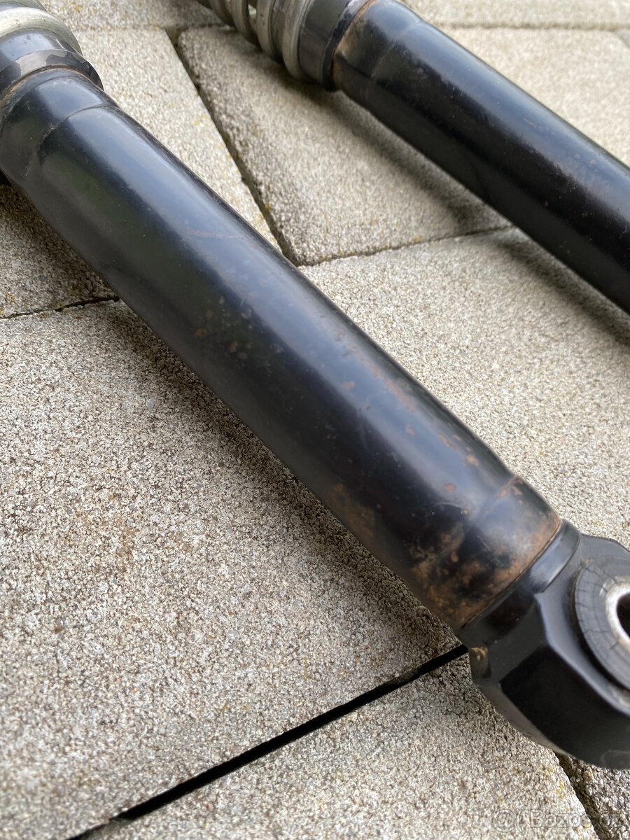 Zadní tlumiče Babetta 210 - 18