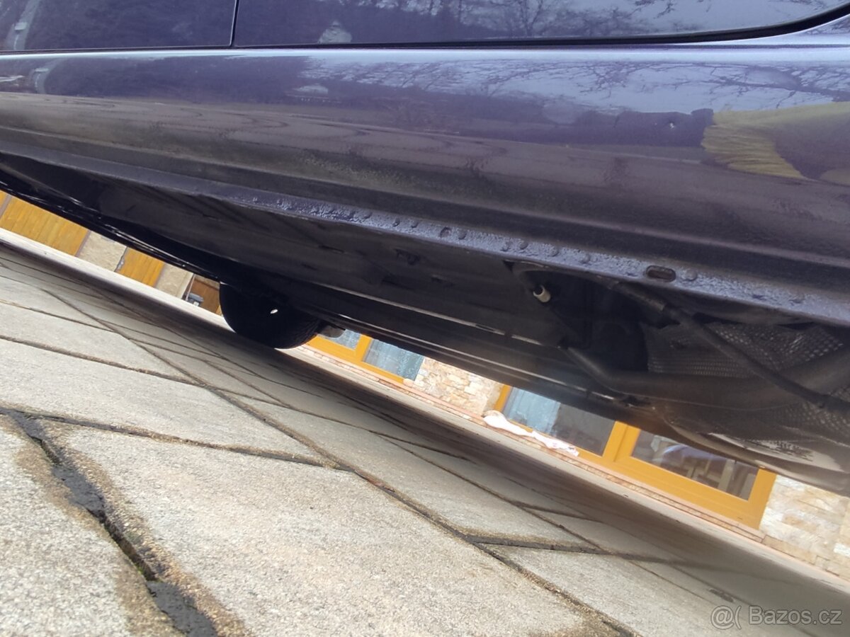 Peugeot 307 1,4 benzín - 18