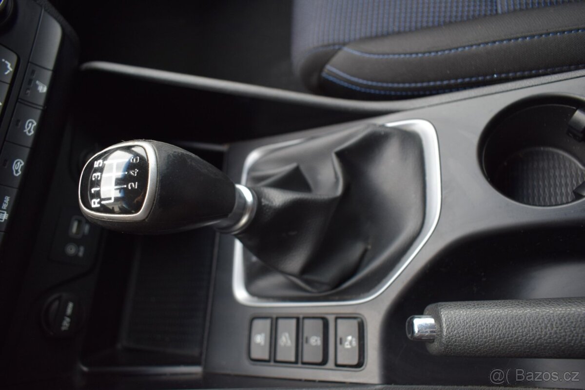 Hyundai Tucson 1.6 GDi/NAVI/KAMERA/MANUÁL/AC/ - 18