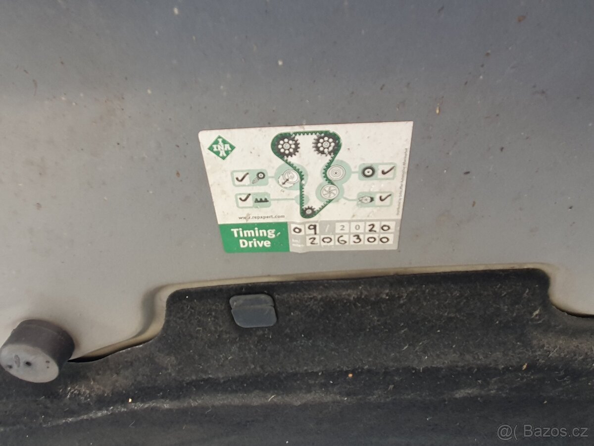 VW T5 Multivan Startline 2,0 TDI CR 103 kW NEHAVAROVANÉ - 18