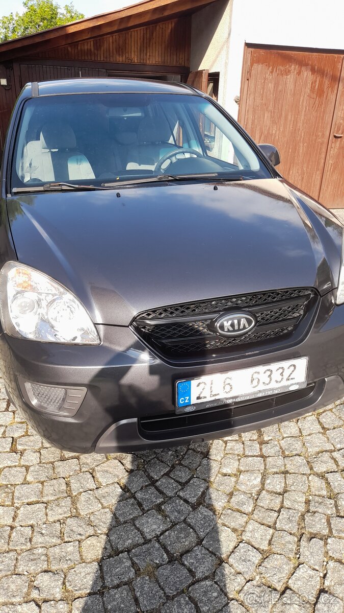 Kia Carens 2.0 CRDi 16V 103kW rodinné auto-SLEVA - 18