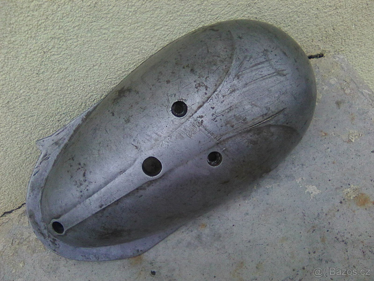Jawa-čz 175/356-podsedlové plechy,kryty reflektoru a motoru. - 18