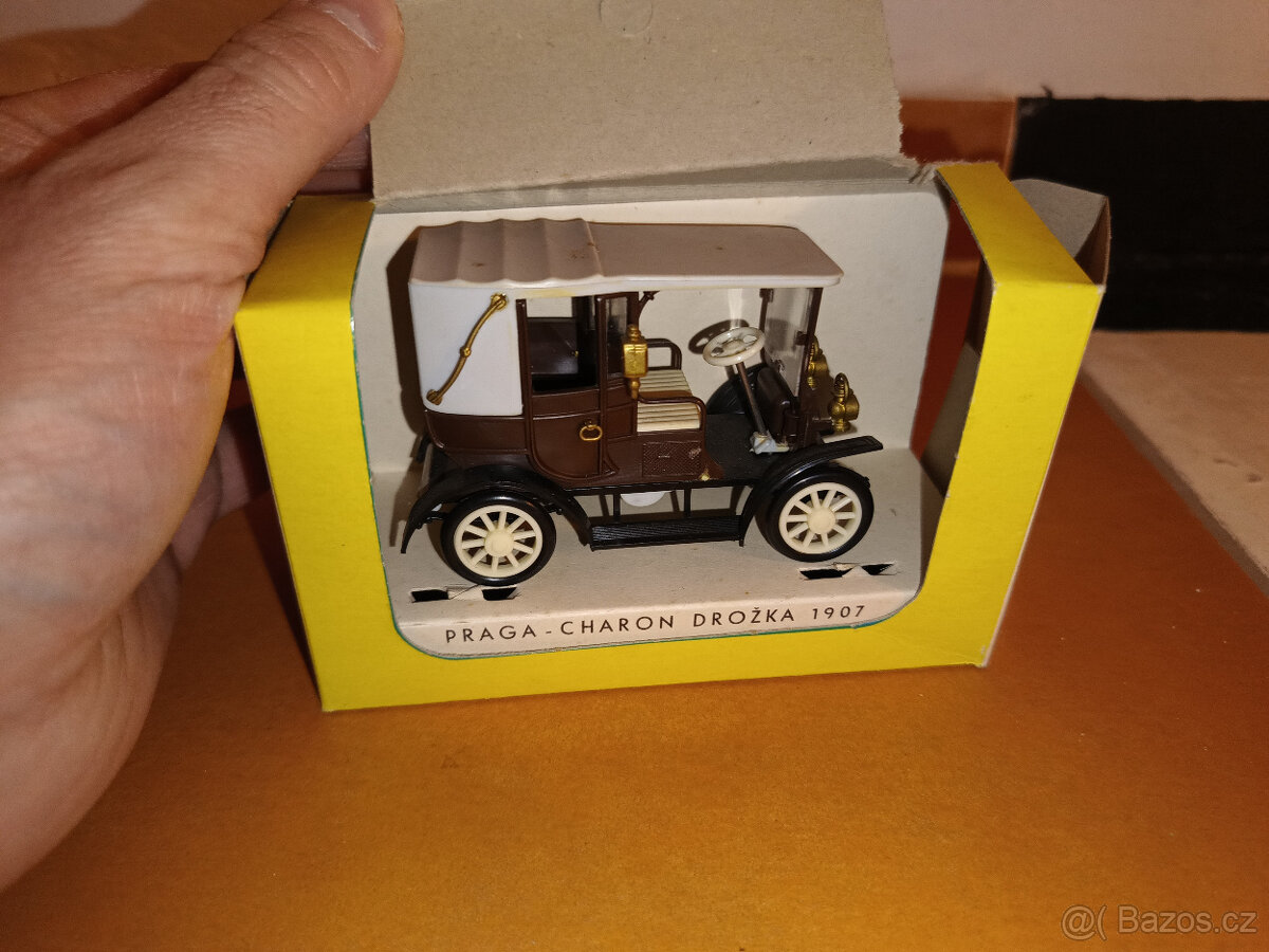 Modely autíčka igra - 18