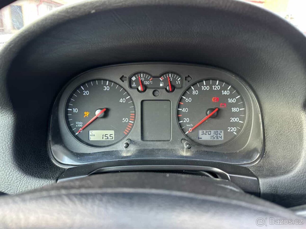 Volkswagen Golf 4 - 18