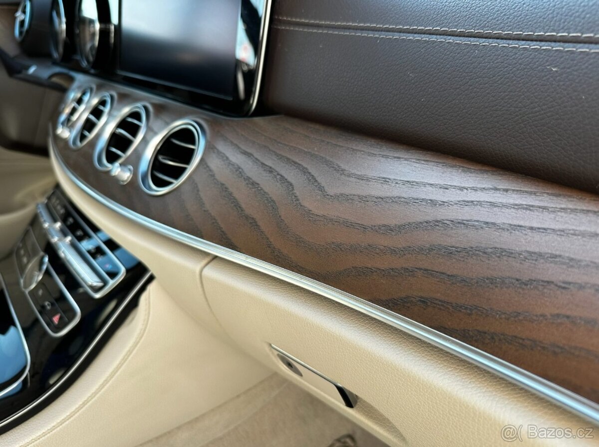 Mercedes-Benz E 220 d 4MATIC AllTerrain - 18