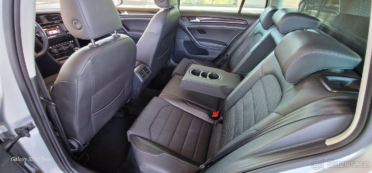 VW Golf VII Variant 1,4 TSI 90KW 2013 HIGHLINE KRÁSNÝ STAV - 18