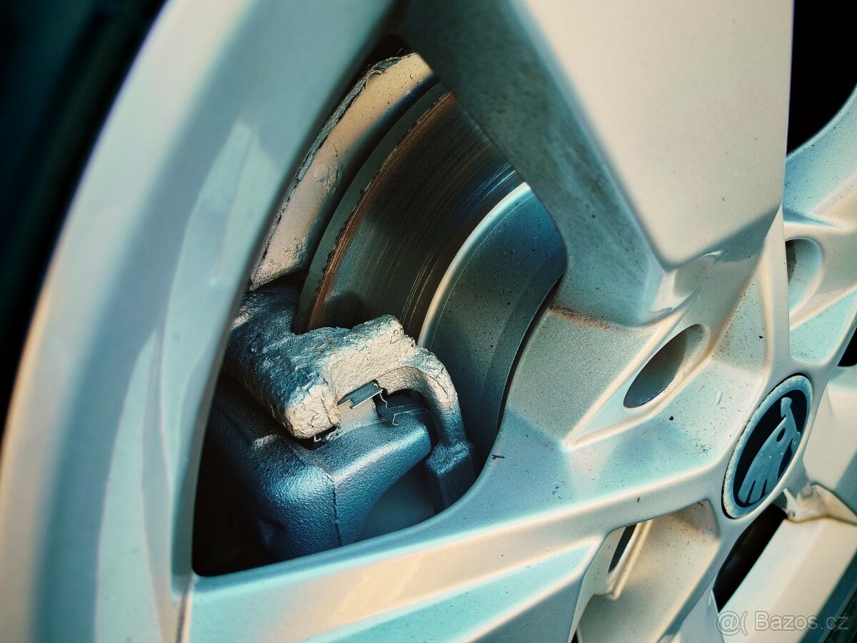 Škoda Yeti, 1.4 TSi ELEGANCE - 18