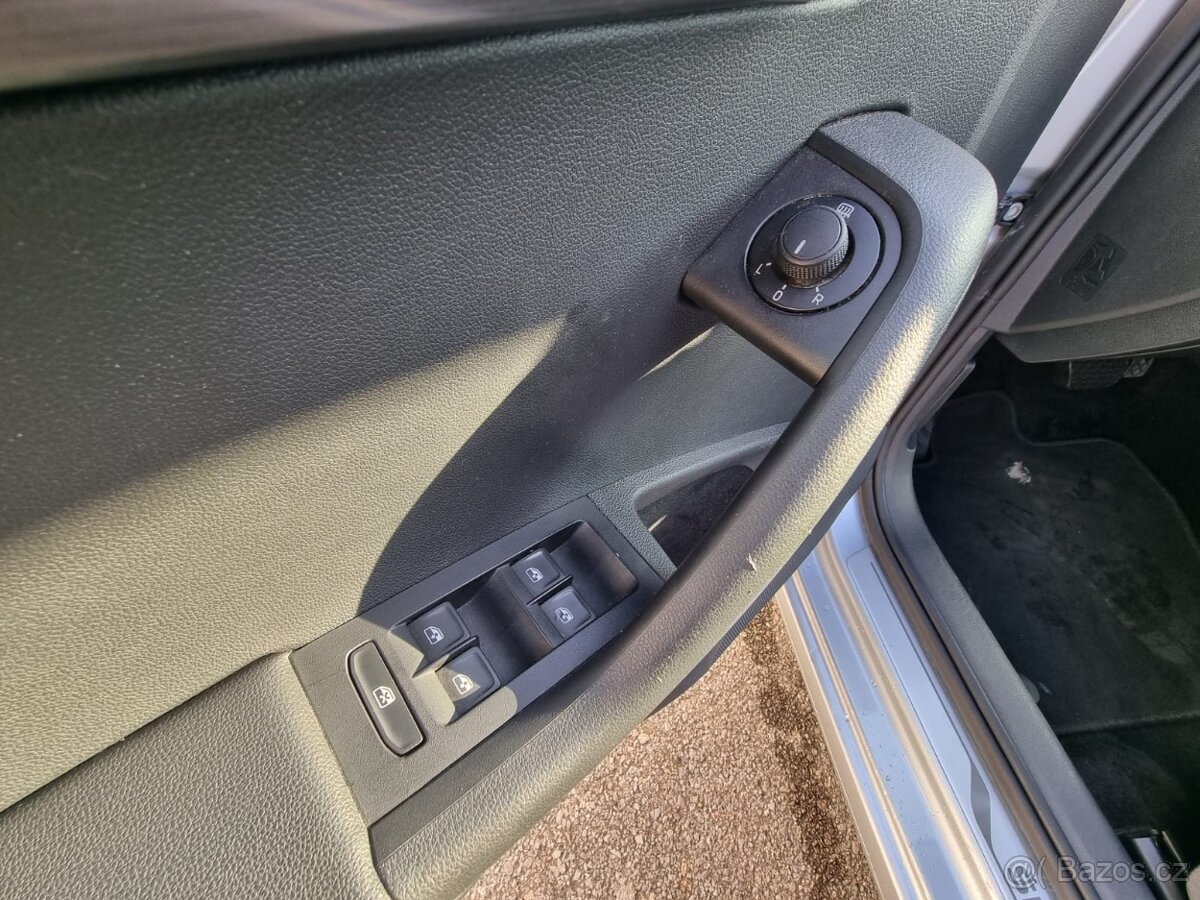 Škoda Octavia III face 1.6 TDi dsg full led - 18