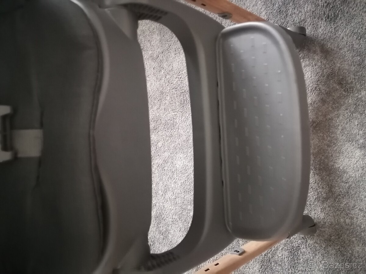 Jídelní židlička Maxi-Cosi - 18