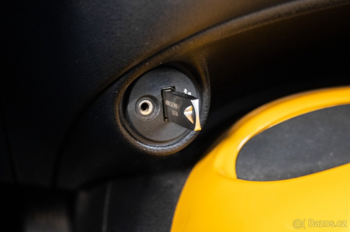 Nissan Juke DIG-T Acenta, 85kW (2015) - 18